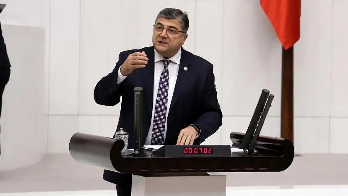 CHP’li Sındır’dan AK Parti’ye: “Lay lay lom proje arıyorlarsa…”