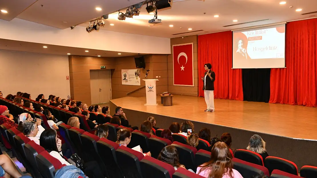 Çiğli Belediyesi'nden masalların büyülü dünyasına yolculuk