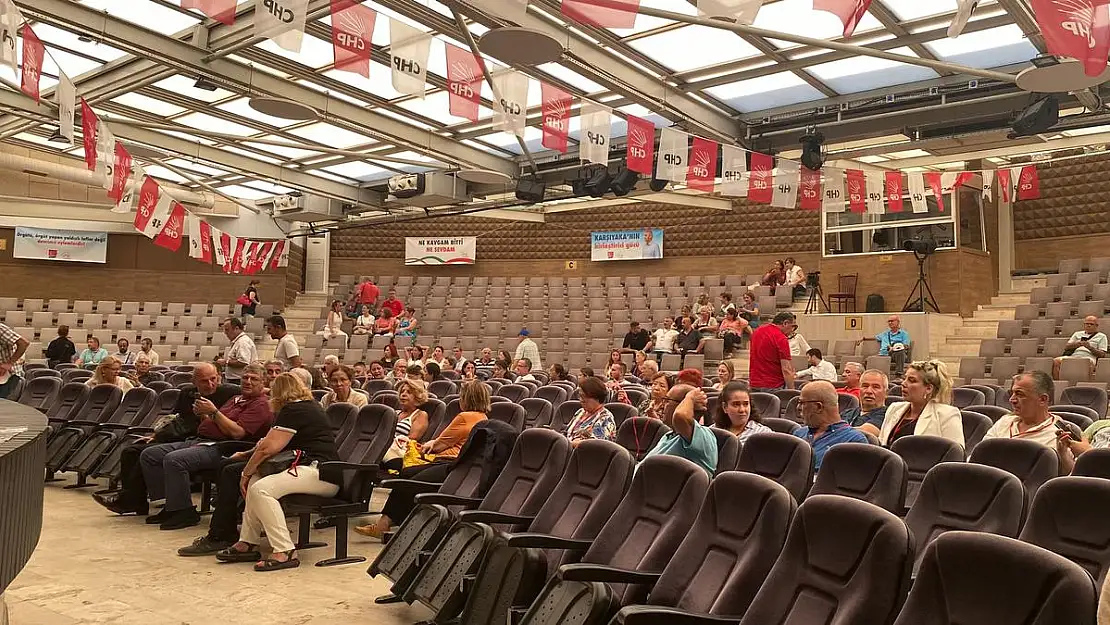 Çoğunluk sağlanamadı, Karşıyaka’da kongre ertelendi