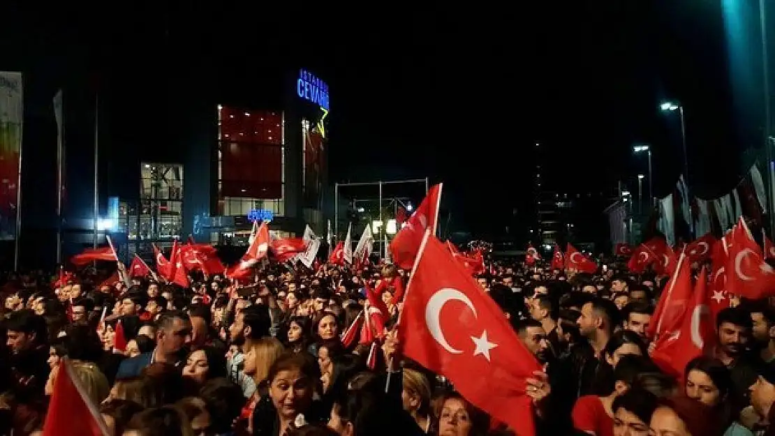 Çok tartışılıyordu… İletişim Başkanlığı’ndan Cumhuriyet kutlamalarına ilişkin 144 sayfalık bilgilendirme