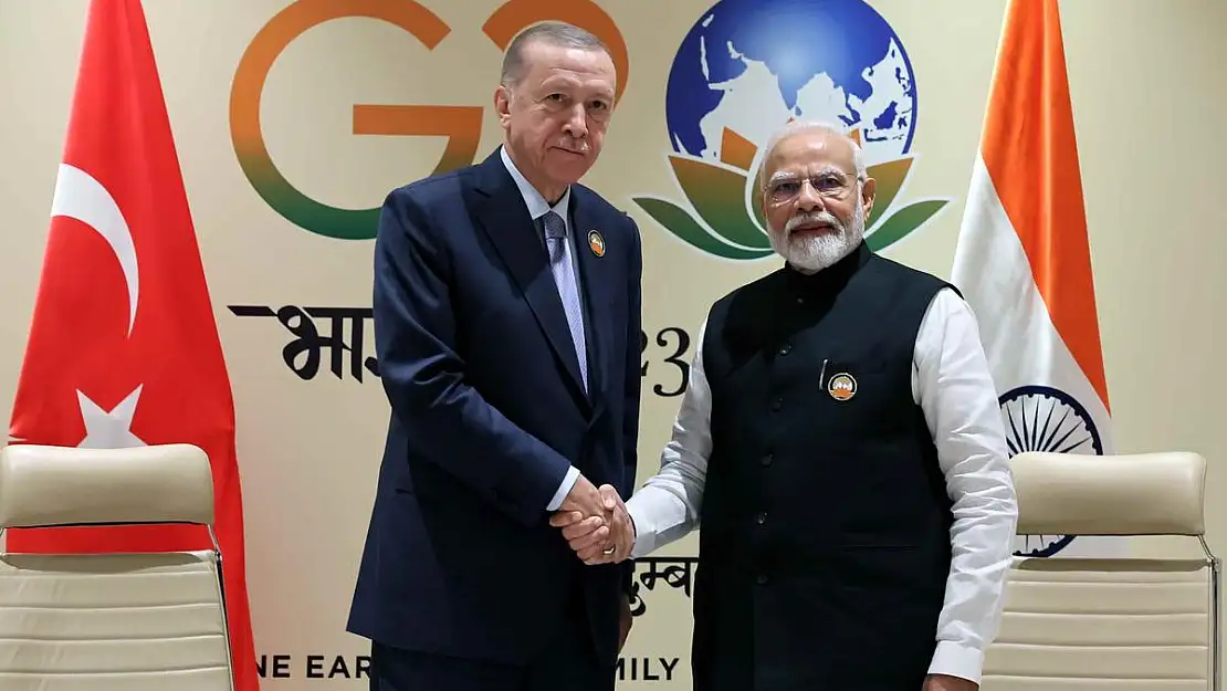 Cumhurbaşkanı Erdoğan Hindistan Başbakanı Modi ile buluştu