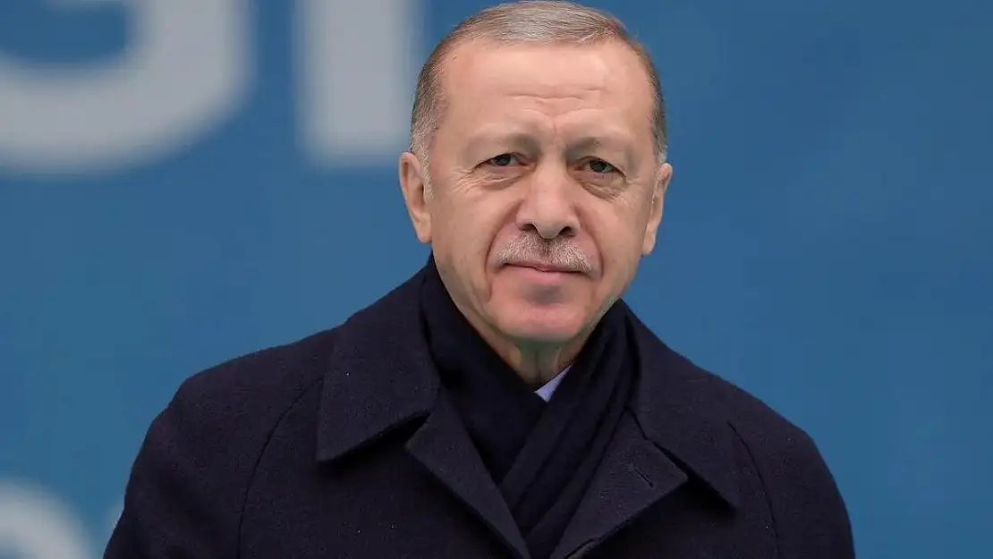 Cumhurbaşkanı Erdoğan’dan benzinlik ziyareti