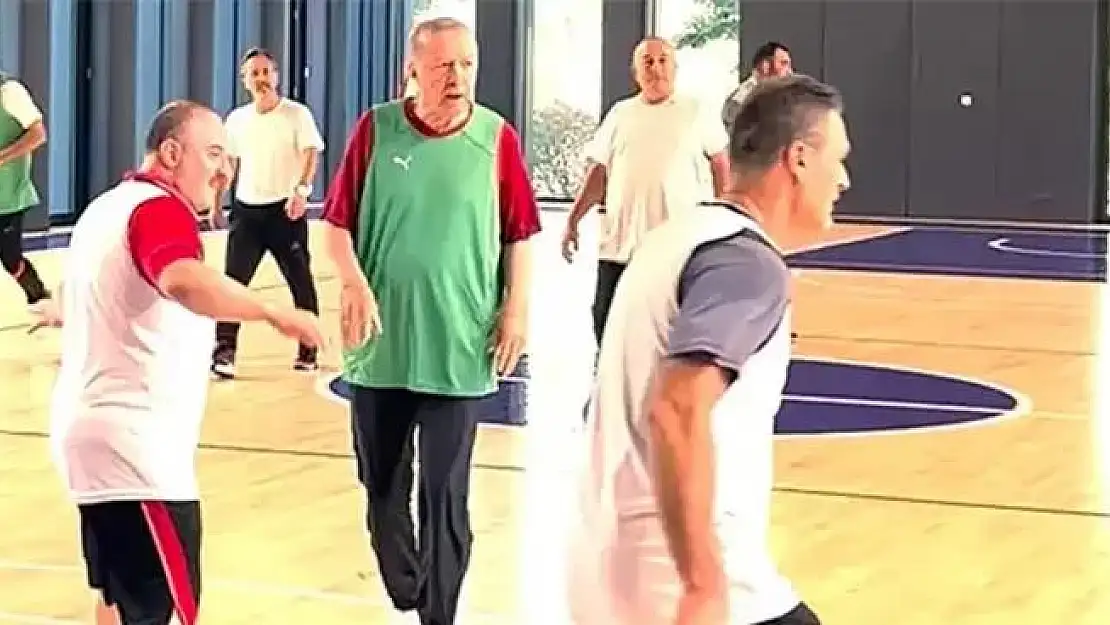 Cumhurbaşkanı Erdoğan’ın basketbol performansı