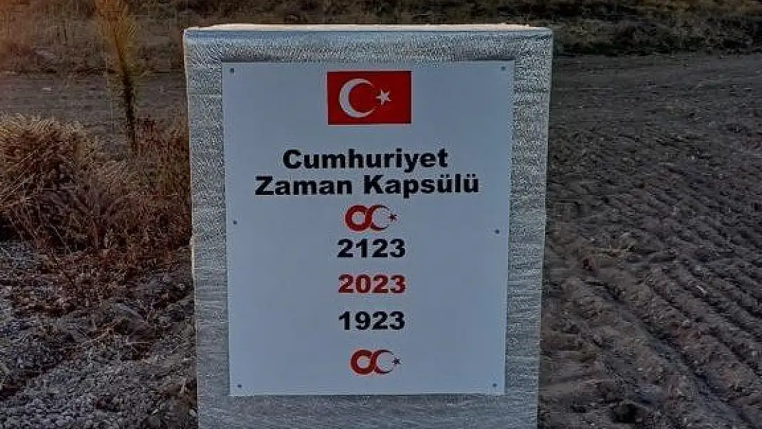 Cumhuriyet'in 200. yılında açılmak üzere zaman kapsülü gömüldü