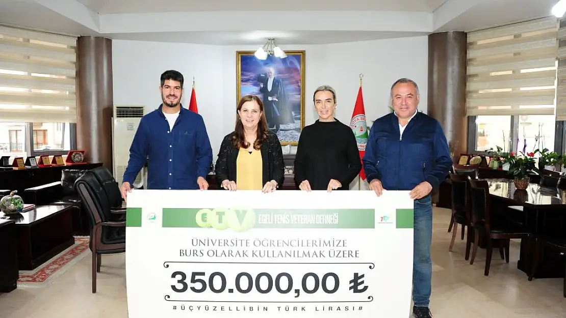 Cumhuriyet’in Çocukları Tenis Turnuvası’nın gelirleri öğrencilere burs oldu!