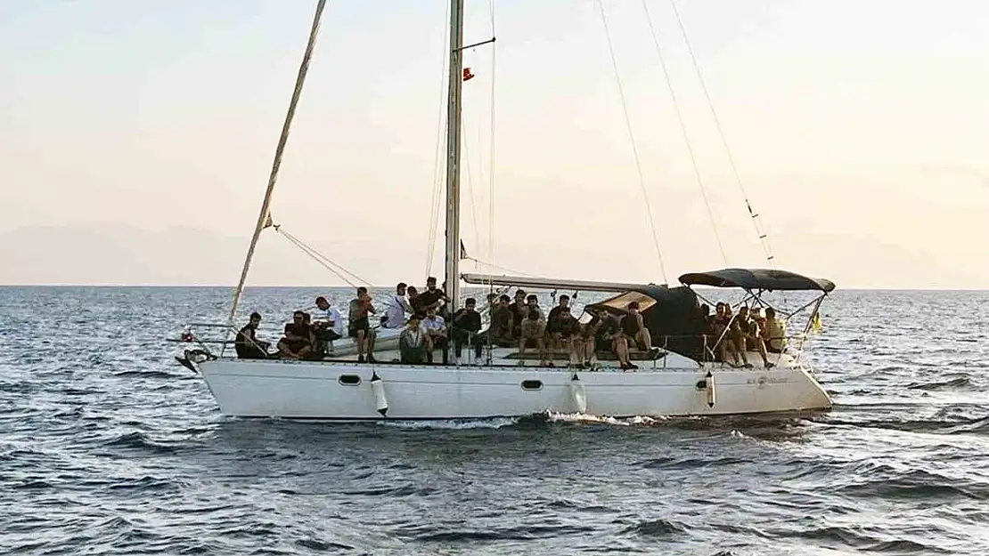 Datça’da düzensiz göçmenler yelkenli teknede yakalandılar