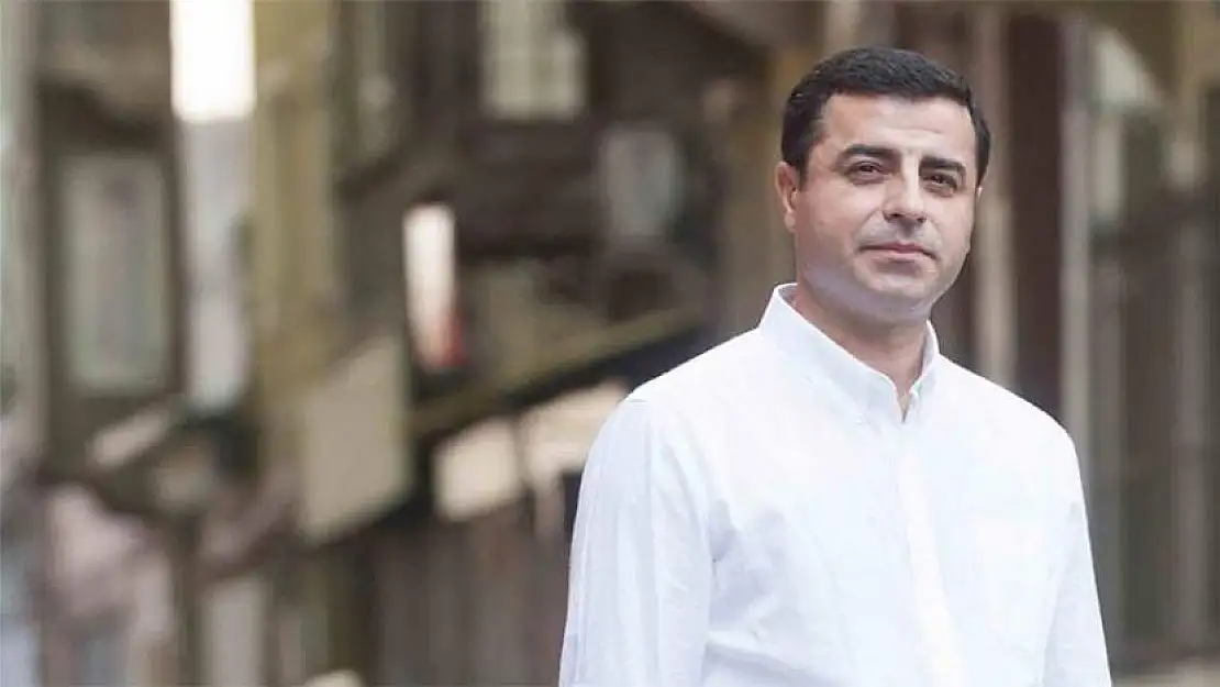 Demirtaş’tan Türkçe ve Kürtçe ‘ikinci tur’ mesajı