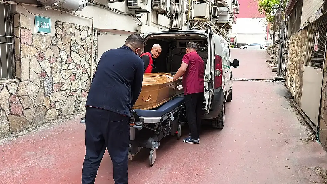 Denizli'de sokak ortasında cinayet! Eski eşini ve sevgilisini bıçakladı