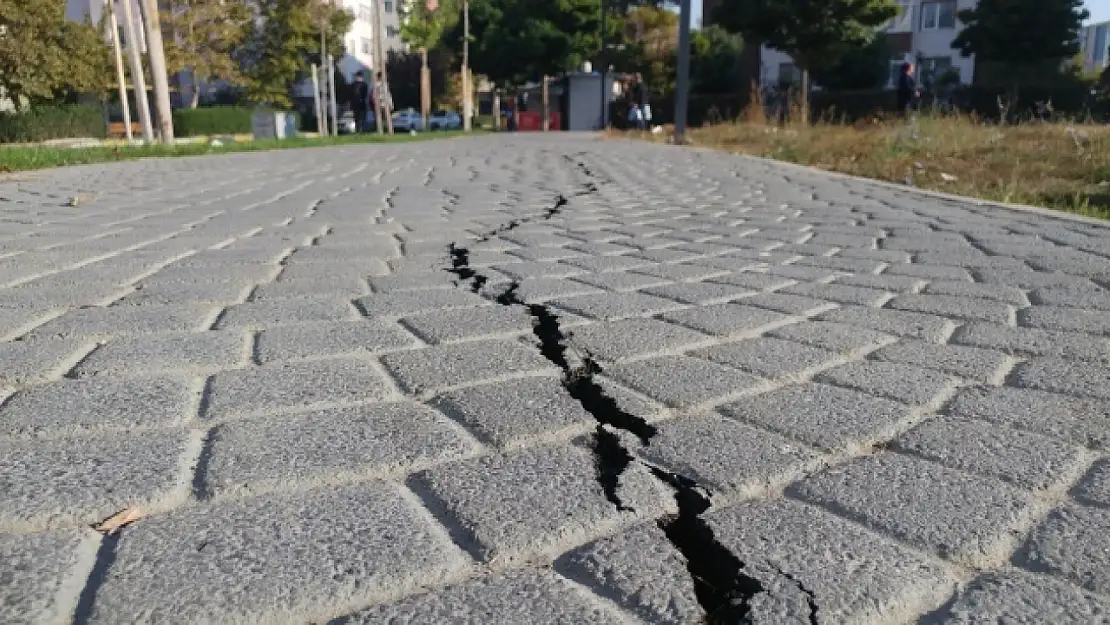 Deprem uzmanından Erzurum'daki deprem sonrası kritik uyarı: Doğu Anadolu sıkışıyor