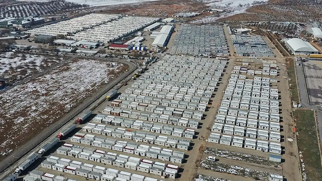 Depremden etkilenenlere kısa çalışma ödeneği ve nakdi ücret desteği