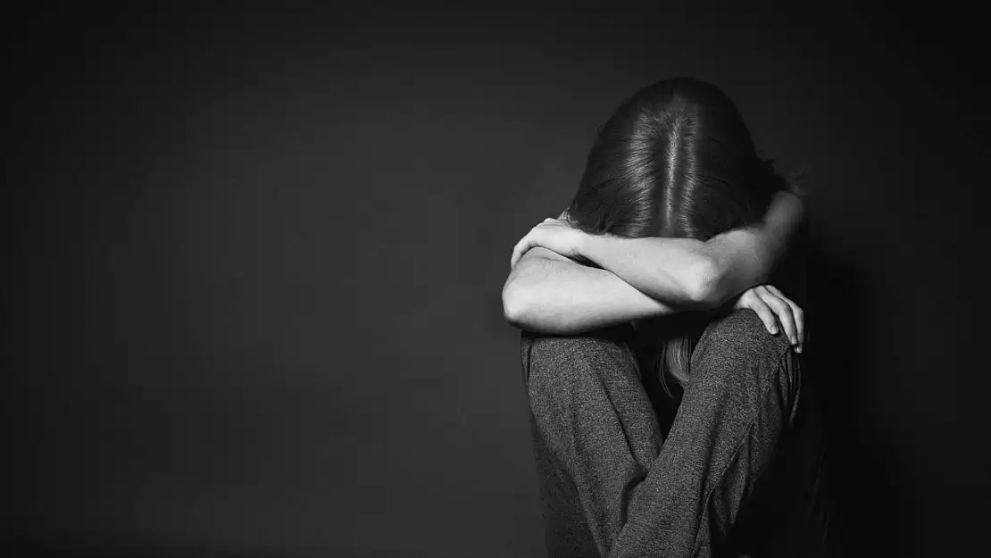 Depresyon Nedir? Depresyon belirtileri ve tedavi yöntemleri