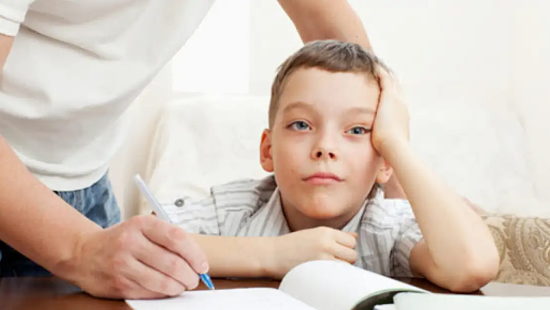 Dikkat eksikliği ve hiperaktivite bozukluğu nedir? Belirtileri ve tedavi yöntemleri nelerdir?