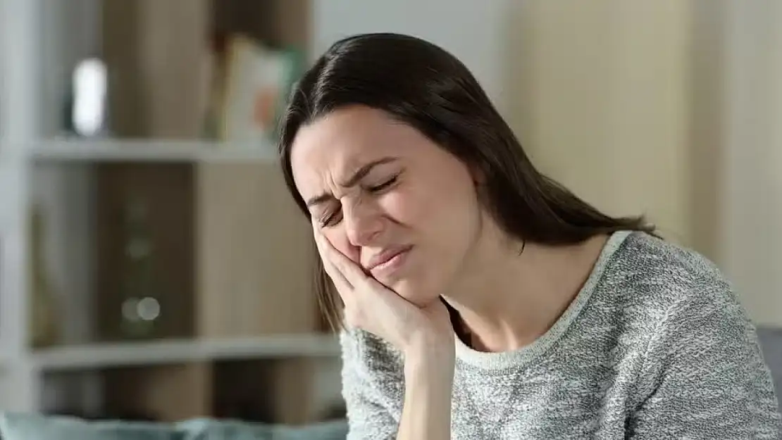 Diş sıkmanın yol açtığı sorunlara dikkat! Uzmanlar uyarıyor