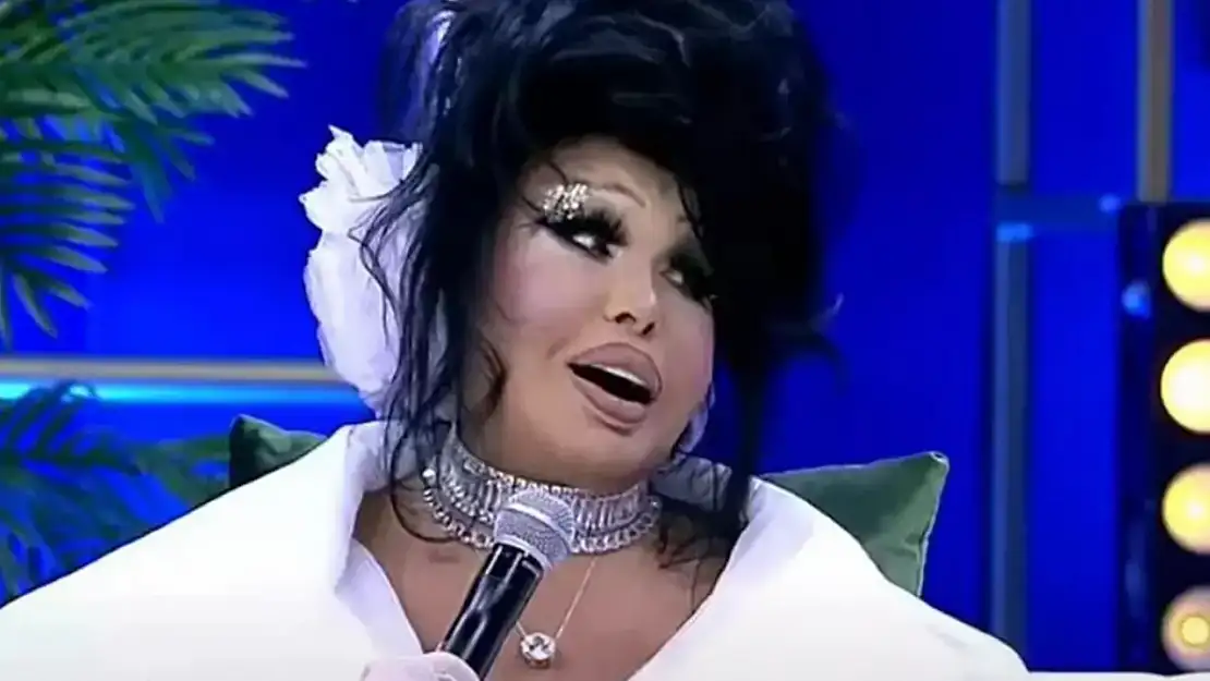 Diva sahnede coştu! Bülent Ersoy'dan dans şov