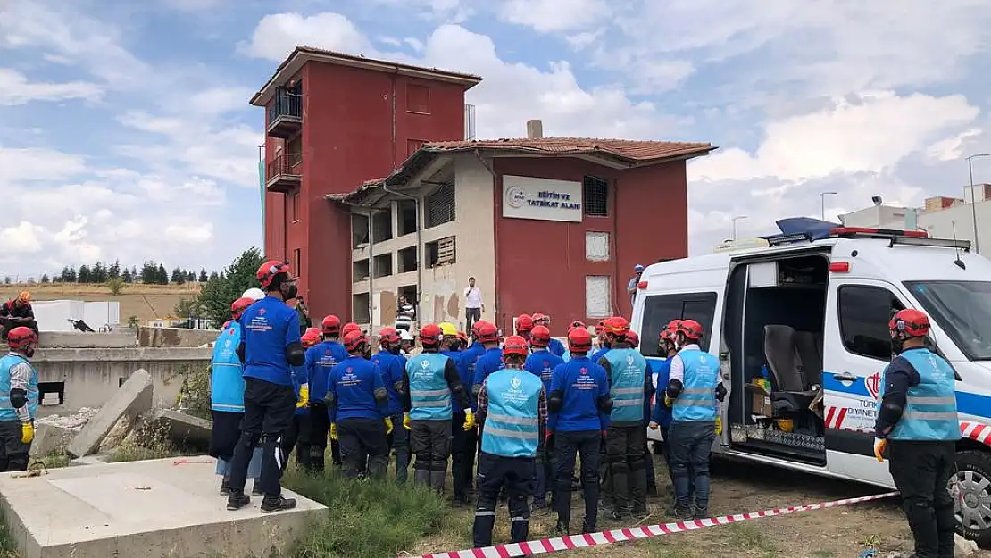 Diyanet İşleri Başkanlığı ile Türkiye Diyanet Vakfı gönüllülerinden ortak tatbikat