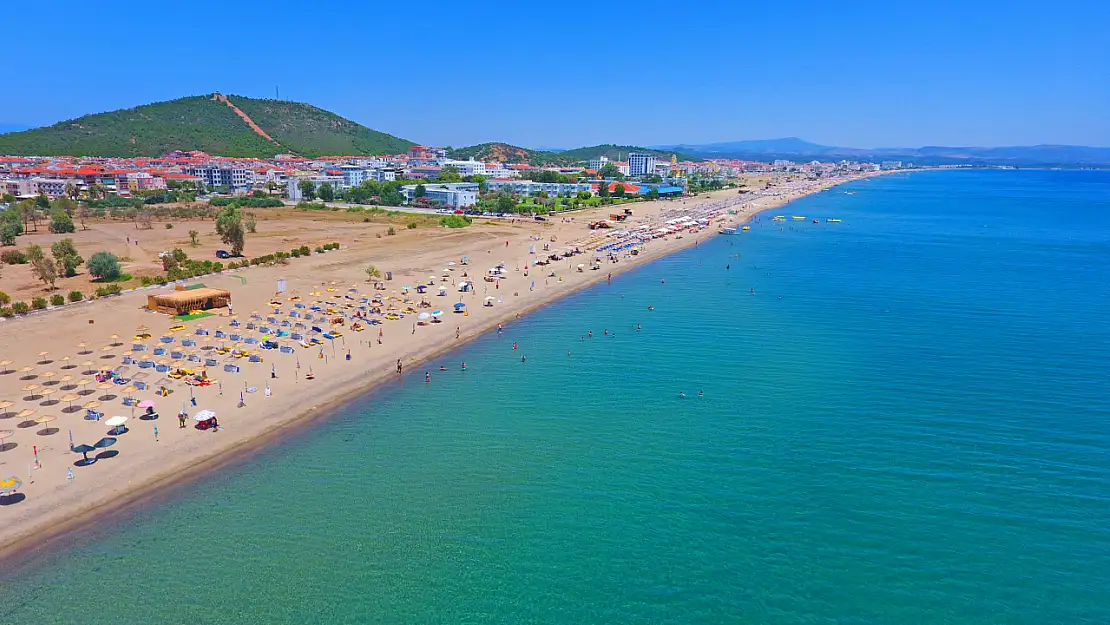 Doğası ve sakin atmosferiyle Çeşme'nin Ilıca Plajı'nı gölgede bıraktı! Aydın, Denizli ve İzmir'den çıkan soluğu burada alıyor