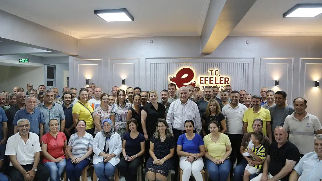 Efeler, efeliğini gösterdi!