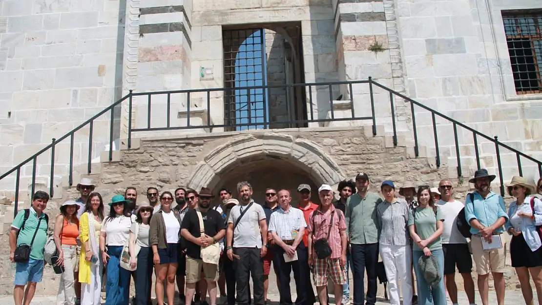 Efes Selçuk'ta tarih dolu bir rehberlik turu