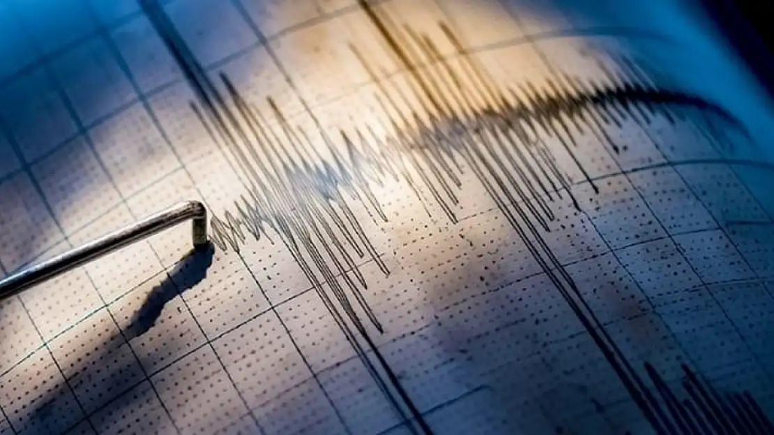 Ege'de 4.7 şiddetinde deprem! Hangi iller etkilendi?