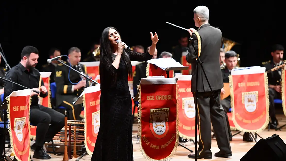 Ege Üniversitesi, 70. Yılını Türk Halk Müziği coşkusuyla kutladı