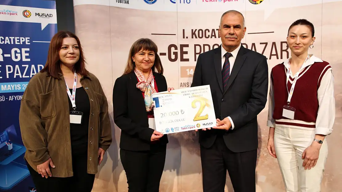 Ege Üniversitesi'nin bilim ekibi Ar-Ge yarışmasında göz kamaştırdı!