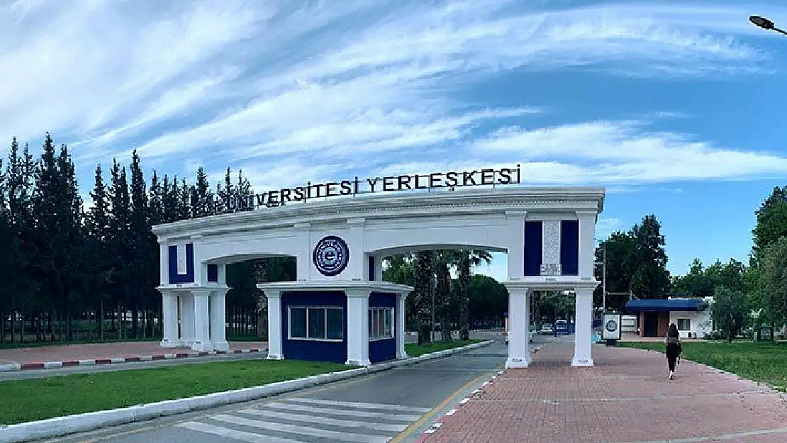 Ege Üniversitesi’nde 3 koltukta tek isim