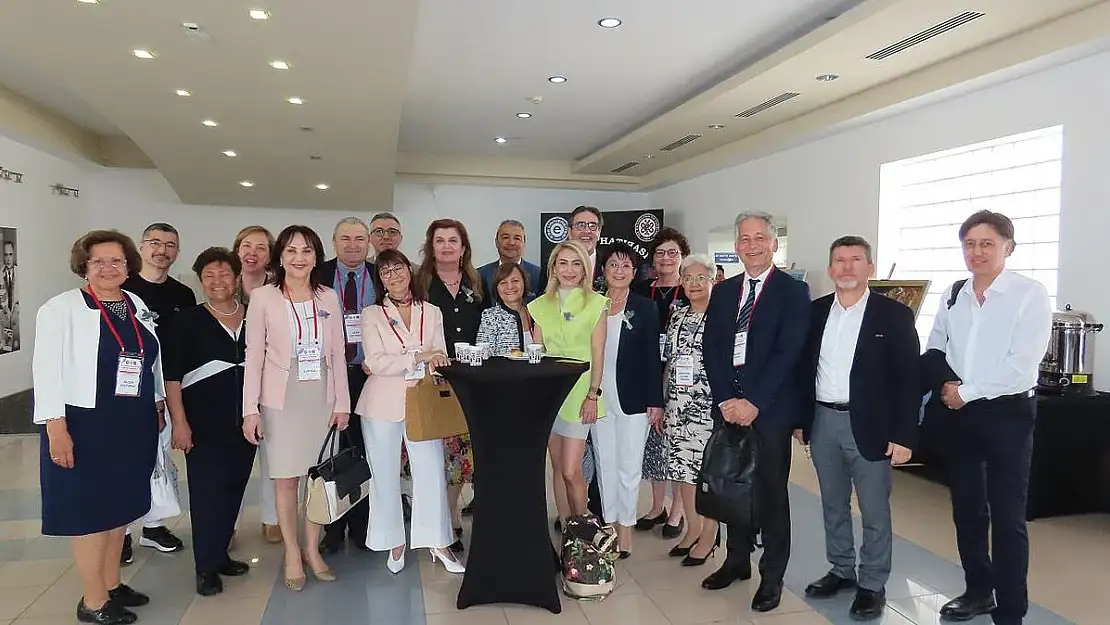 Ege Üniversitesi’nde  Nekrotizan Enterokolit Hastalığı Konuşuldu