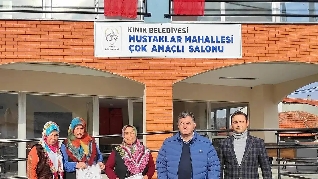 Eğitimli çobanlar Kınık'ta yetişiyor