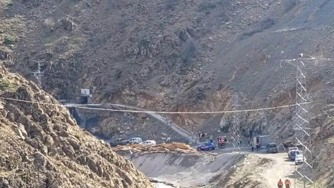 Elazığ'da maden ocağında göçük!