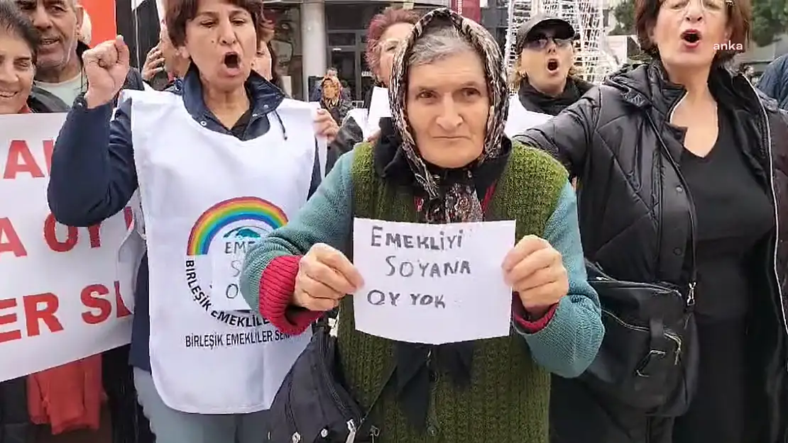 Emekliler İstanbul’da eylem yaptı