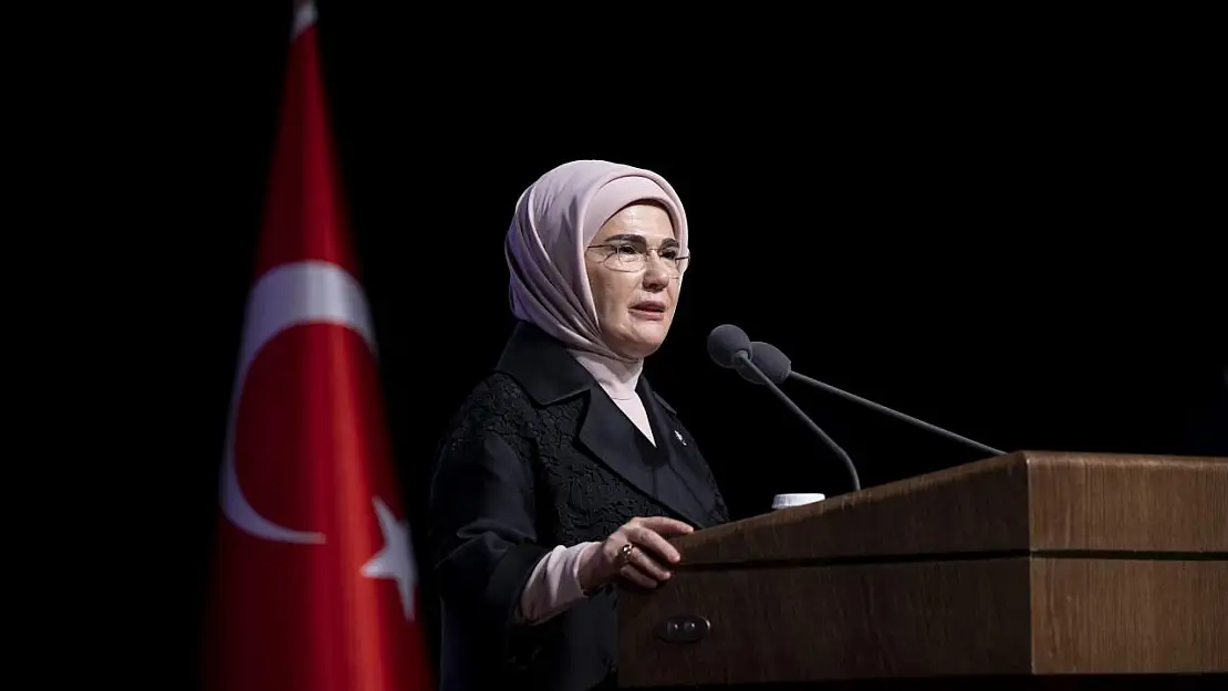 Emine Erdoğan'dan yeni eğitim öğretim yılı mesajı