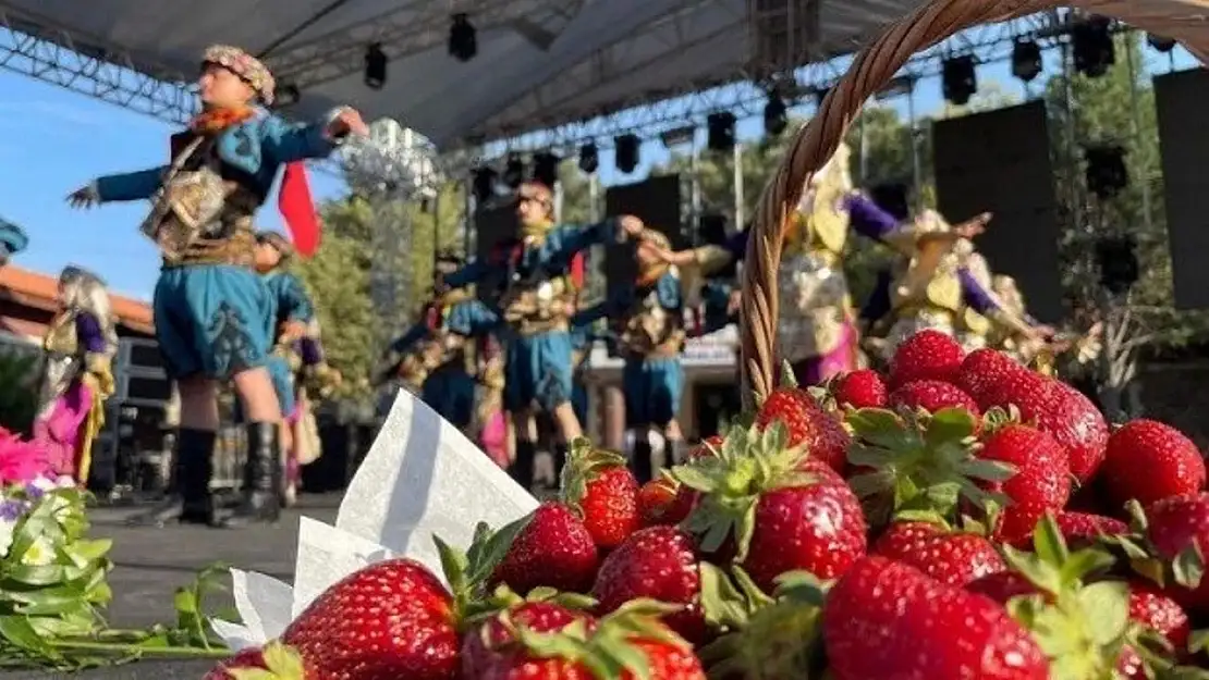 Emiralem'de yer kalmadı!