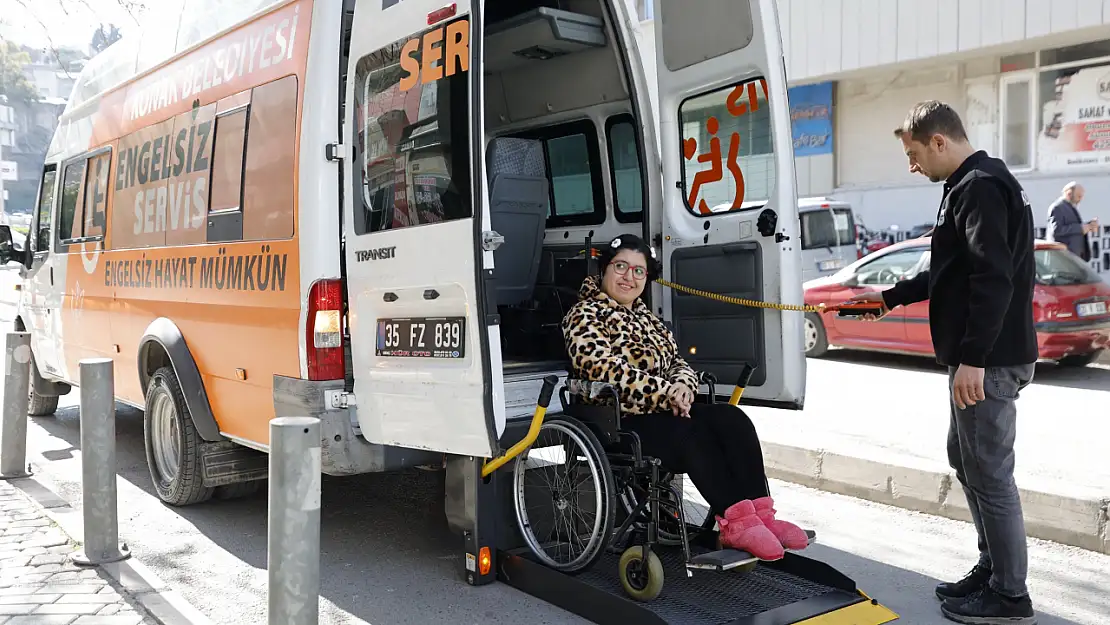 Engelleri kaldıran servis | Evden alıp hayata taşıyor