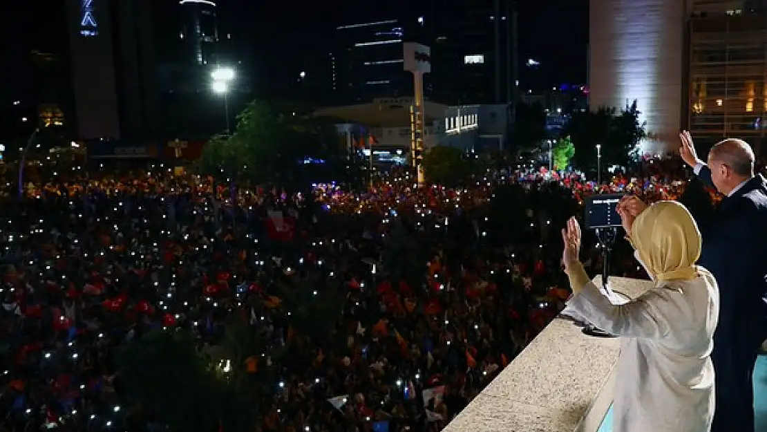 Erdoğan’dan erken ‘balkon konuşması’ geldi