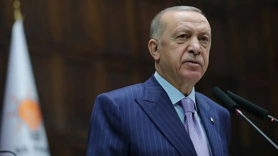 Erdoğan'dan gençlere uyarı: Sosyal medyaya yaş sınırı gelecek!