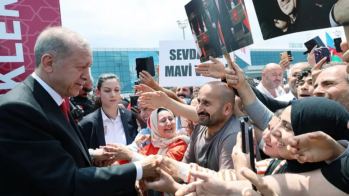 Erdoğan KKTC’de ilgiyle karşılandı