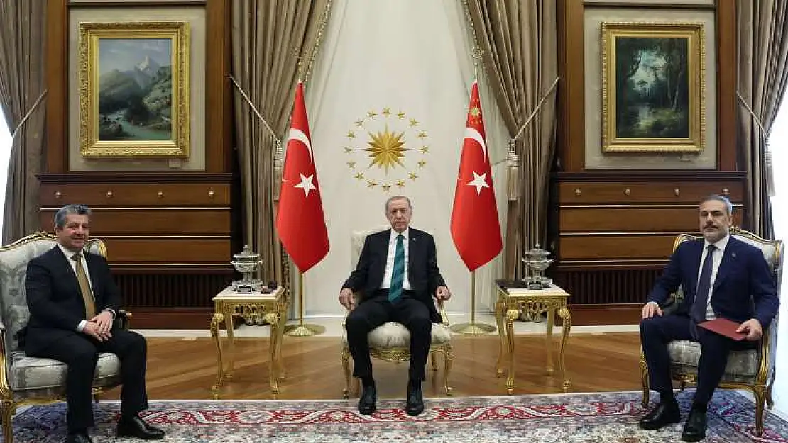 Erdoğan, Saray’da Barzani ile görüştü