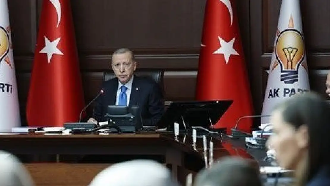 Erdoğan’dan parti kurmaylarına tepki: “Tek sorumlu benmişim gibi…”