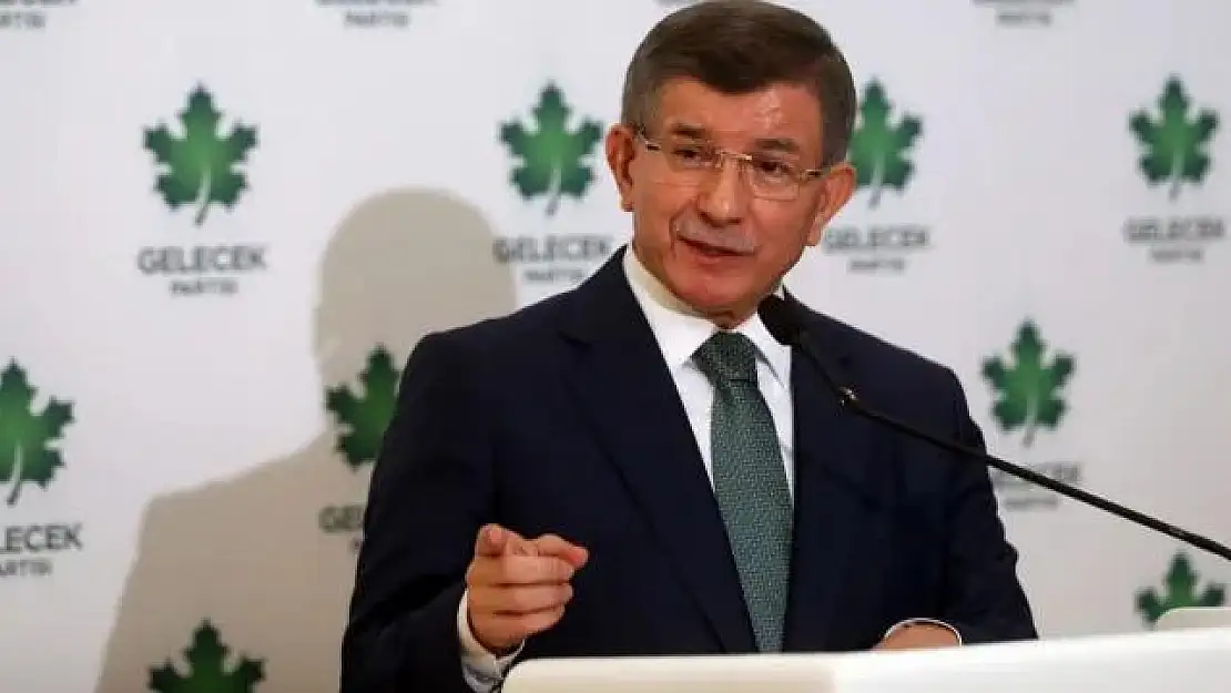 Erdoğan'ın 'bizden gidenler' sözlerine Davutoğlu'ndan yanıt