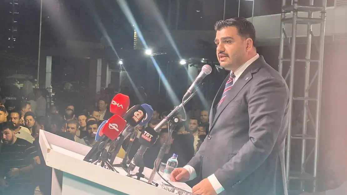Eyyüp Kadir İnan: 'İzmir'de şehircilik çöktü!'
