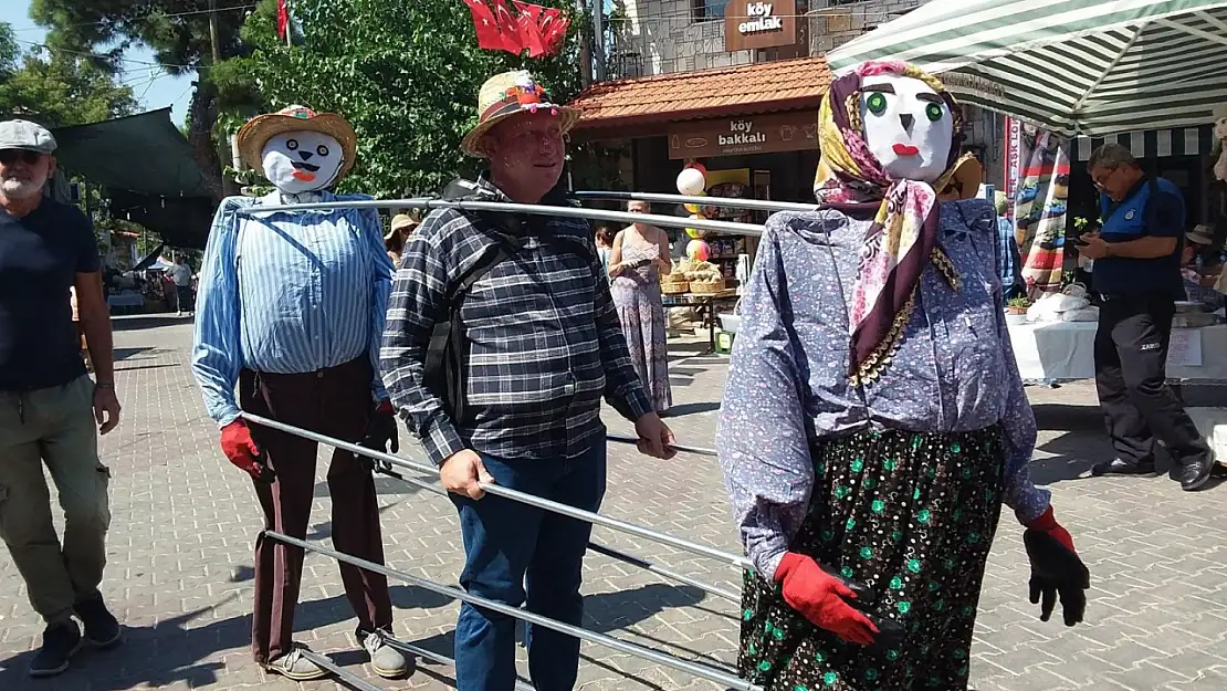 Favori artık bu köy: İzmirliler gezmek için artık burayı tercih ediyor- Evlerin üzerinde yazan yazıya çok şaşıracaksınız