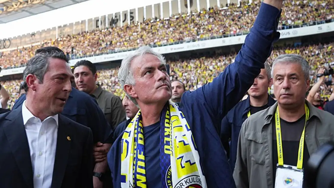 Fenerbahçe'de Mourinho dönemi sona mı eriyor? İşte yeni teknik direktör adayları!