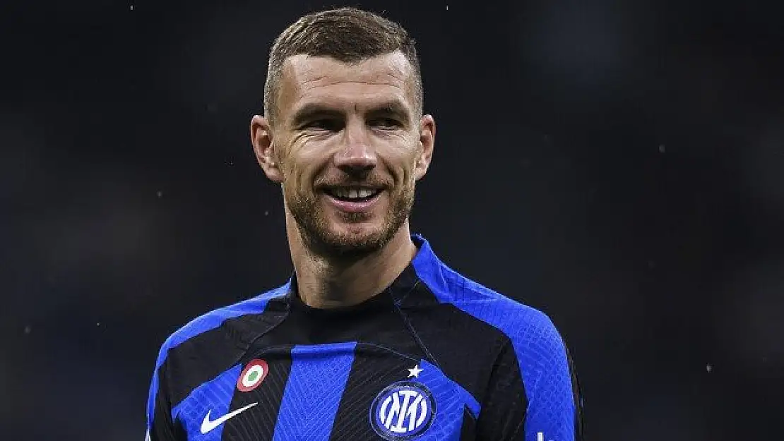 Fenerbahçe Edin Dzeko’yu KAP’a bildirdi