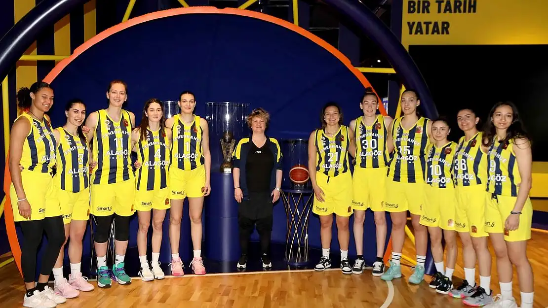 Fenerbahçe kadın basketbol takımından peş peşe ayrılık