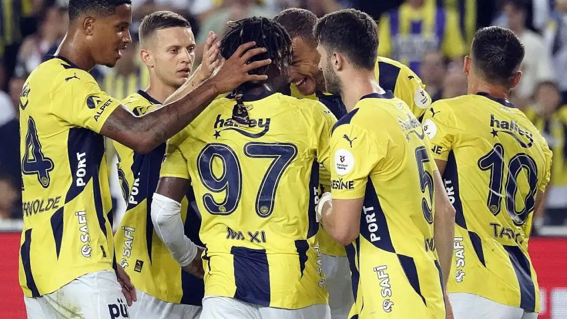 Fenerbahçe, Süper Lig'e 3 puanla başladı