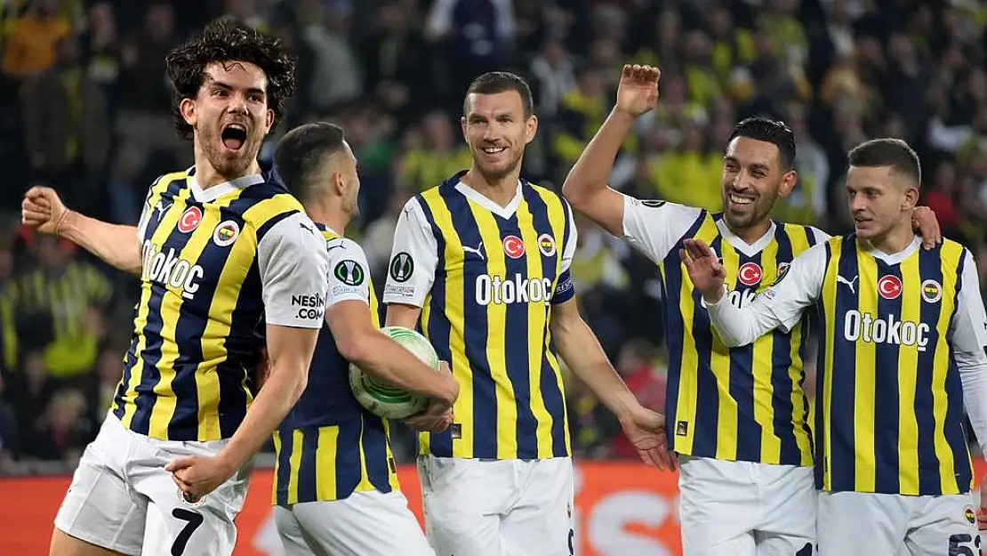 Fenerbahçe tur için sahaya çıkıyor