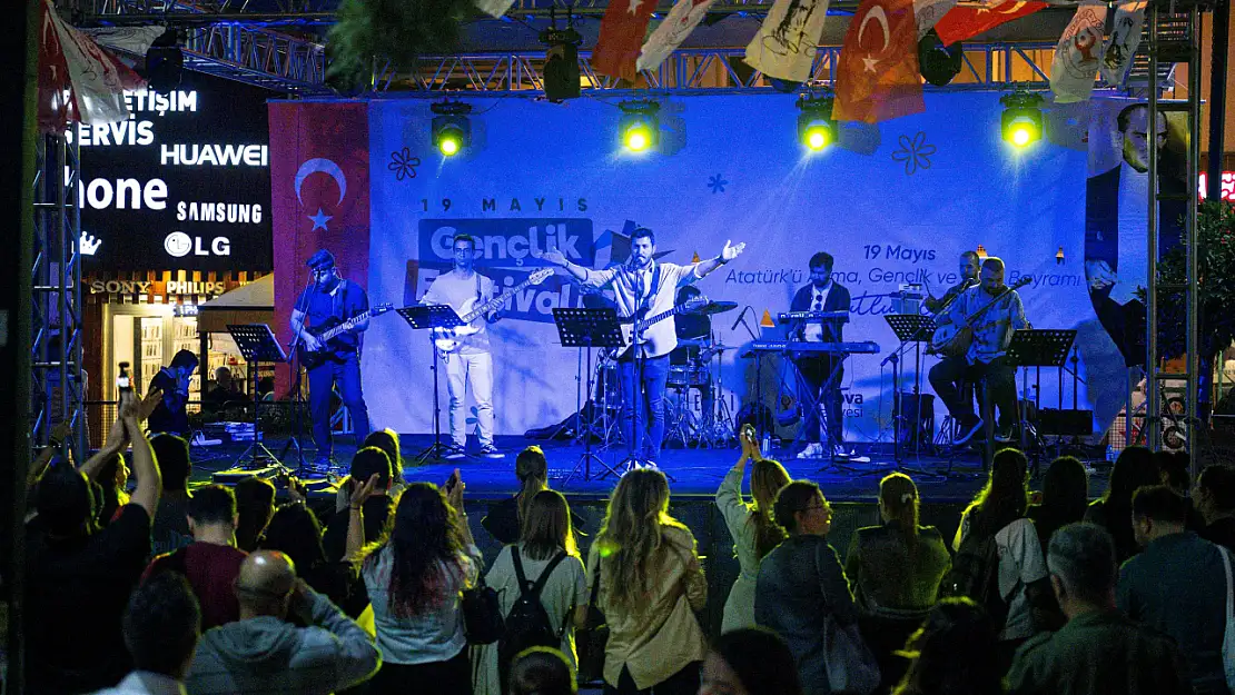 Festival coşkusu Küçükpark'ta başladı