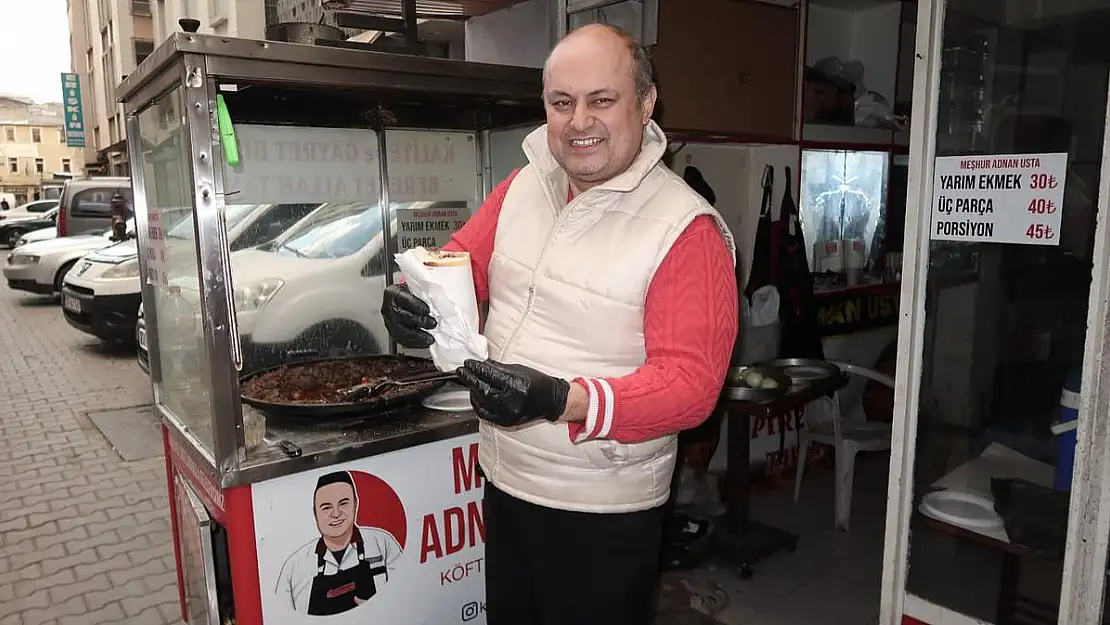 Florya'da öğretmen Kemeraltı'nda köfteci