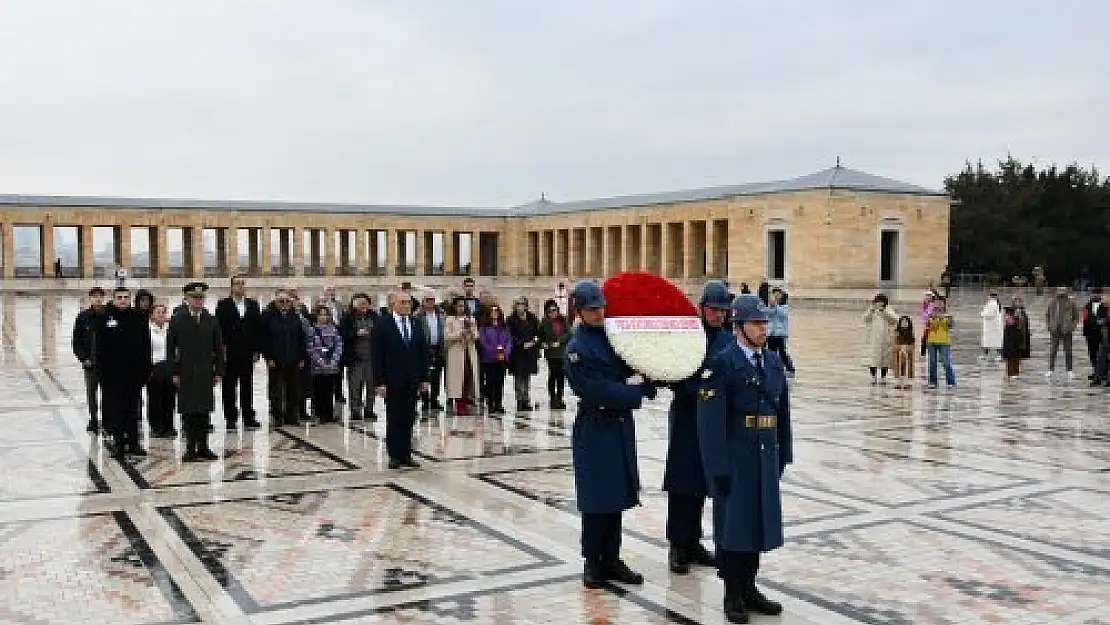 Foça Atatürkçü Düşünce Derneği, Ata’nın huzurunda