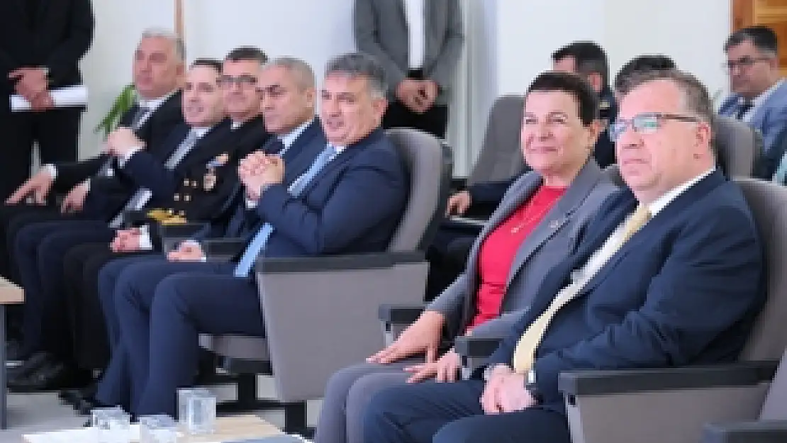 Foça Belediyesi'nden tüm sporseverlere davet